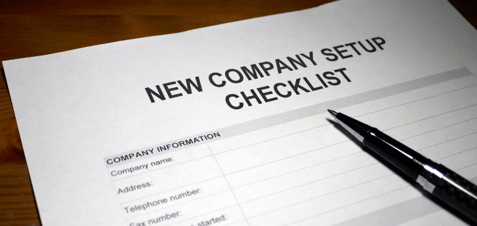 9 Step Checklist to Start a SaaS Company in 2022